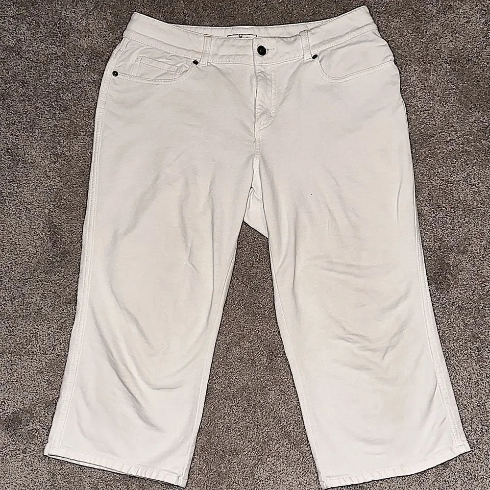 Coldwater Creek Cropped Jeans!